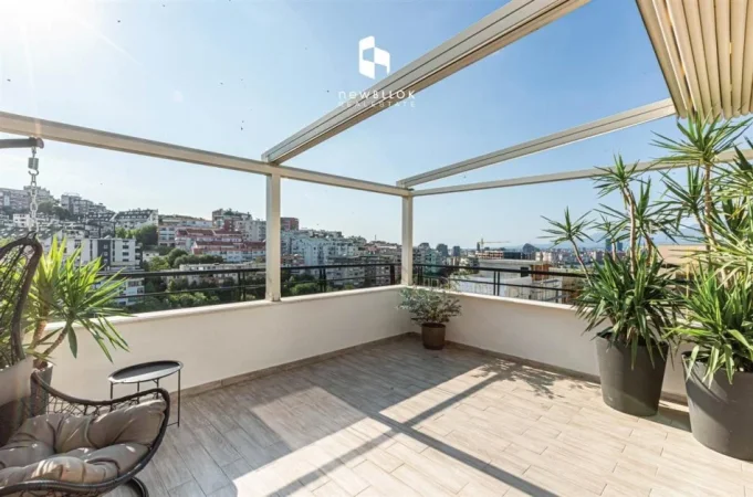 SHITET: Penthouse me Pamje ballore nga Liqeni i Thatë! (440,000€) 4+1/ 3+1+Kuzh Veç Absolutisht perfekt në çdo Aspekt!