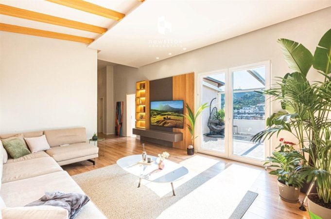 SHITET: Penthouse me Pamje ballore nga Liqeni i Thatë! (440,000€) Absolutisht perfekt në çdo Aspekt! Eshtë rreth 200m2
