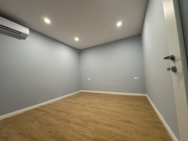 Tirane, shitet apartament 1+1 dhe Garsoniere Kati 1, 78 m² 175.000 € (Perballe Delijorgjit)