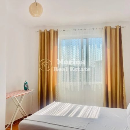Tirane, jepet me qera apartament 1+1+Ballkon Kati 5, 60 m² 450 € (Astir)