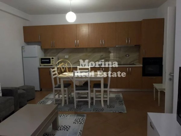 Tirane, jepet me qera apartament 1+1+Ballkon Kati 3, 73 m² 370 € (Fresku)