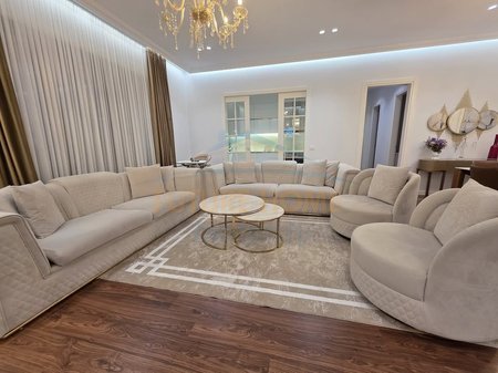 Tirane, shitet apartament 3+1 Kati 8, 201 m² 750.000 € (Kopleksi Delijorgji)