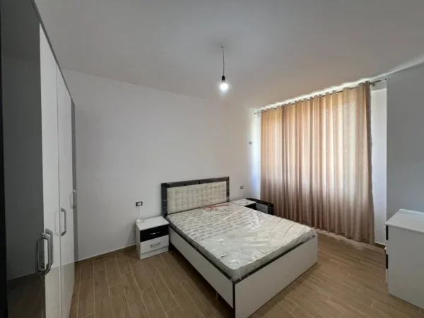 Tirane, jepet me qera apartament 2+1 Kati 2, 80 m² 550 € (Rruga Sokrat Miho)