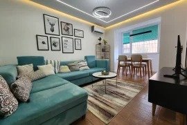 Tirane, jepet me qera apartament 1+1+Ballkon Kati 2, 65 m² 720 € (Tek 7 Xhuxhat (Rr. E Elbasanit))