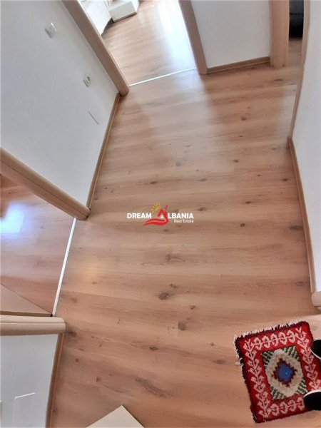Shqiperi, jepet me qera 3+1 , 115 m² 800 € (tek kompleksi Kontakt)