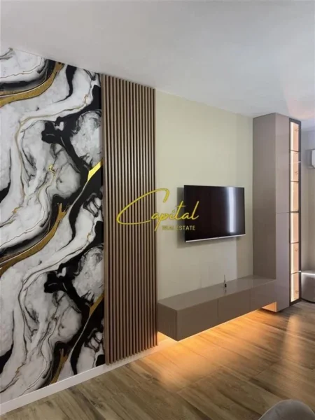 Tirane, jepet me qera apartament 1+1 Kati 7, 70 m² 600 € (RRUGA NDRE MJEDA)