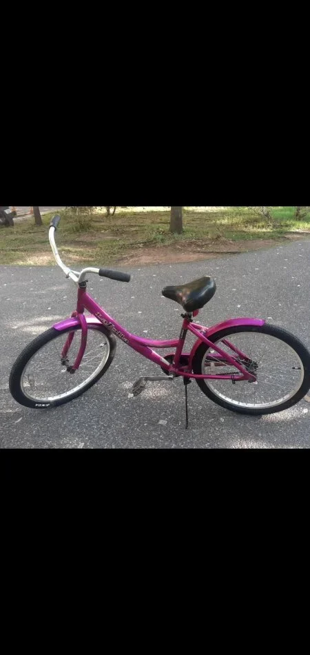 Tirane, shes biciklete Marka Yolla, 24, per gra dhe vajza, 12.000 leke te reja lejla