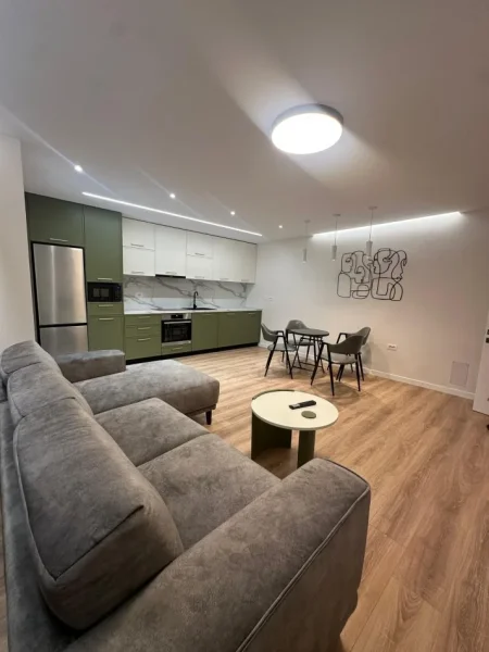 Tirane, shitet apartament 2+1 , 94 m² 270.000 € (prane galerise)