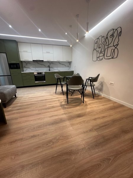 Tirane, shitet apartament 2+1 , 94 m² 270.000 € (prane galerise)