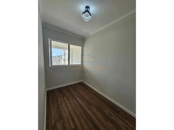 Durres, shitet apartament 2+1 Kati 9, 76 m² 125.000 € 