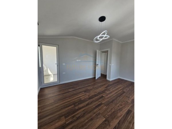 Durres, shitet apartament 2+1 Kati 9, 76 m² 125.000 € 