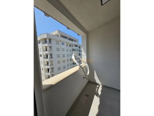 Durres, shitet apartament 2+1 Kati 9, 76 m² 125.000 € 