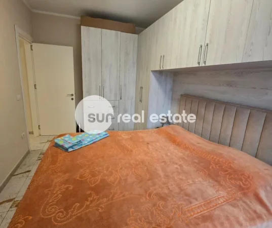 Shkoder, jepet me qera apartament 2+1+Ballkon Kati 0, 92 m² 