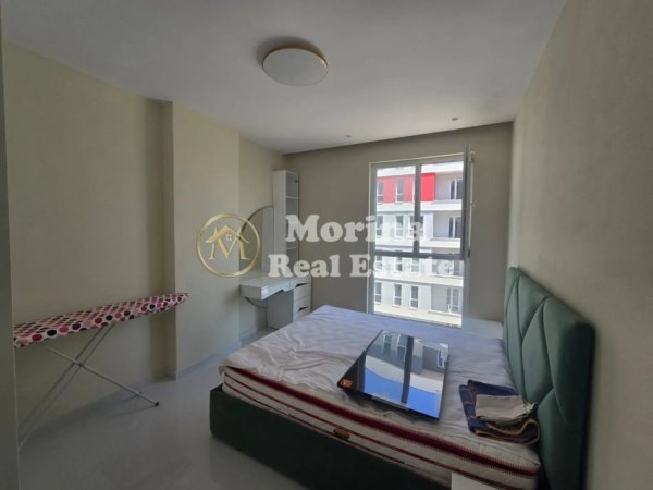 Tirane, jepet me qera apartament 1+1 Kati 5, 65 m² 400 € (Univers City)