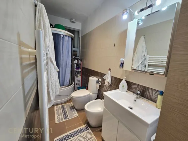 Tirane, shitet apartament 2+1 Kati 8, 110 m² 175.000 € (ISH TREGU ELEKTRIK)