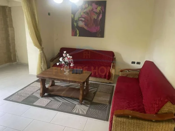 Tirane, jepet me qera apartament 2+1 Kati 2, 125 m² 650 € (21 dhjetori)