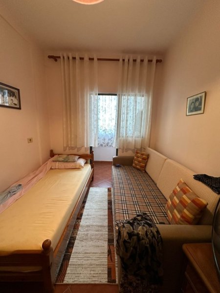 Tirane, jepet me qera apartament 1+1 Kati 5, 50 m² 400 € (Blv Bajram Curri -Lulishte Cajupi))