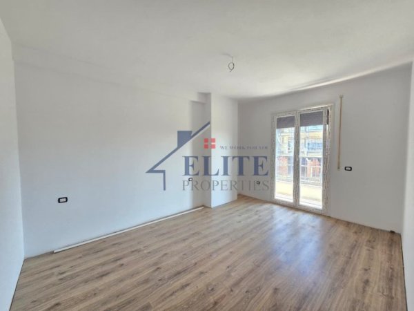 Tirane, shes apartament 1+1+Ballkon Kati 1, 84 m² 100.260 € (Color Splash Paskuqan)