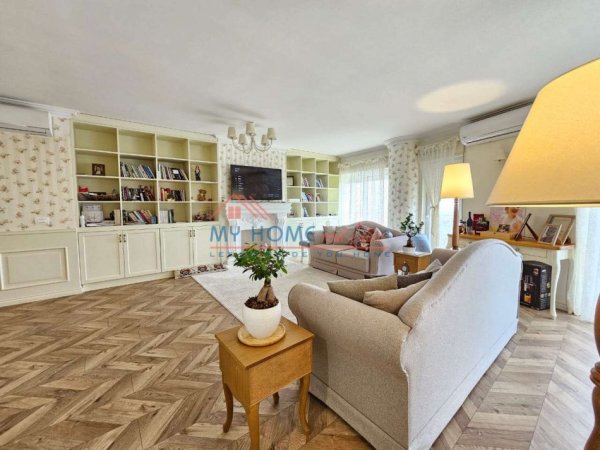 Tirane, jepet me qera apartament 2+1+Ballkon Kati 2, 126 m² 1.000 € (Kodra e Diellit 2)