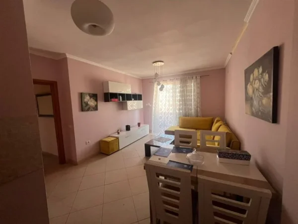 Tirane, shitet apartament 1+1+Ballkon , 65 m² 87.000 € (Astir)