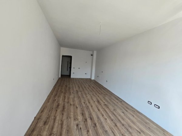 Tirane, shitet apartament 1+1 Kati 1, 72 m² 100.380 € (Paskuqan)