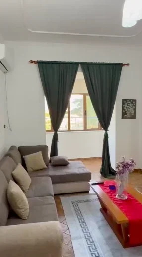 Tirane, jepet me qera apartament 1+1 Kati 5, 80 m² 600 € (Blloku)