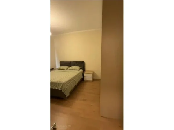 Tirane, jepet me qera apartament 1+1 Kati 2, 60 m² 500 € (Bulevardi i Ri)