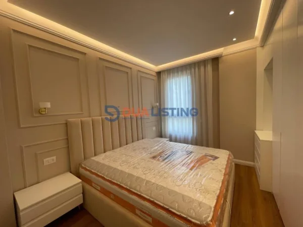 Tirane, jepet me qera apartament 2+1+Ballkon Kati 3, 100 m² 750 € (Kinostudio)