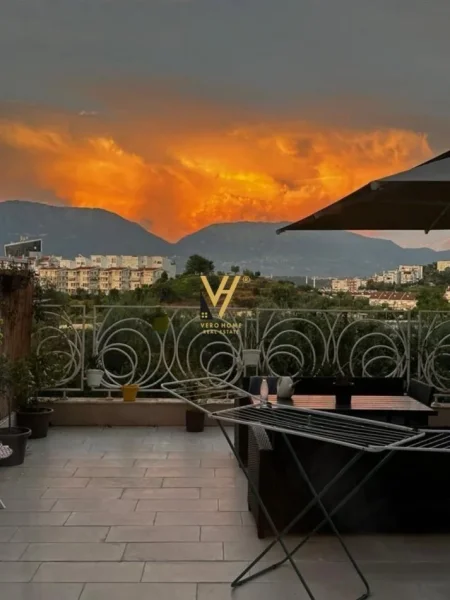 Tirane, shitet apartament Dublex Kati 2, 241 m² 370.000 € (KODRA E DIELLIT)