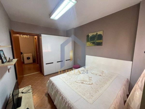 Tirane, jap me qera garsonier 1+1 Kati 3, 42 m² 500 € (Myslym Shyr)