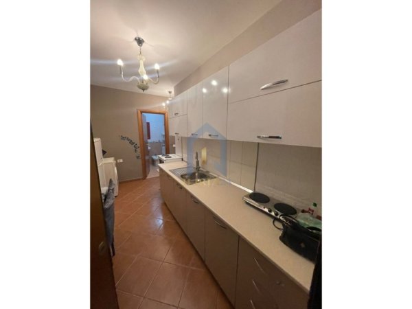 Tirane, jap me qera garsonier 1+1 Kati 3, 42 m² 500 € (Myslym Shyr)
