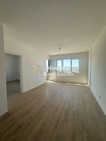 Tirane, jepet me qera apartament 1+1+Ballkon Kati 7, 58 m² 350 € (Univers City)