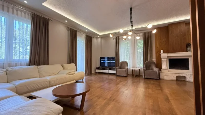 Tirane, shitet apartament 3+1+Ballkon Kati 2, 105 m² (Secret Garden)