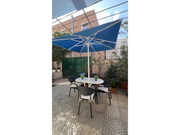 Tirane, jepet me qera shtepi 2+1 Kati 1, 72 m² 600 € 