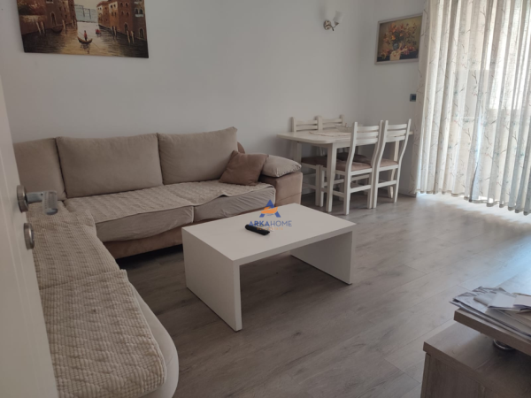 Tirane, shitet apartament 2+1+Ballkon Kati 3, 68 m² 140.000 € (PRANE KESHIT, VASIL SHANTO)