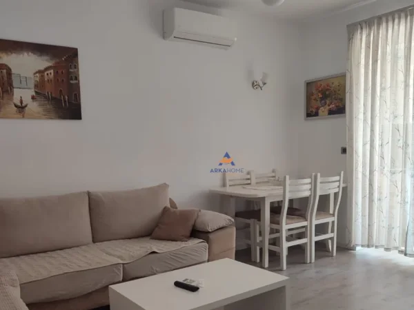 Tirane, shitet apartament 2+1+Ballkon Kati 3, 68 m² 140.000 € (PRANE KESHIT, VASIL SHANTO)