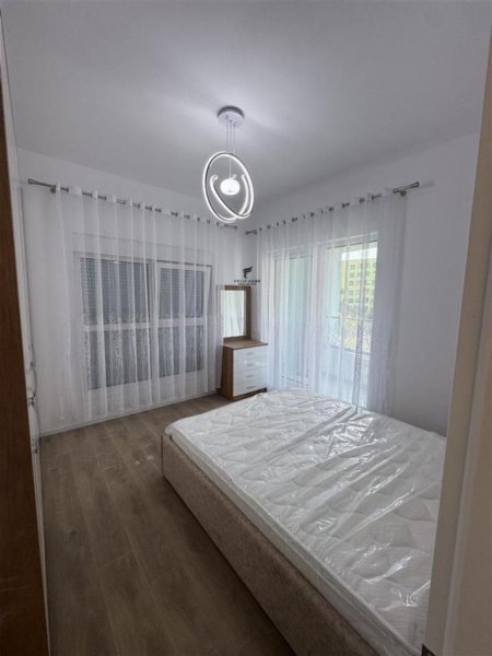 Tirane, jepet me qera apartament 1+1 Kati 3, 73 m² 500 € (ALI DEM)