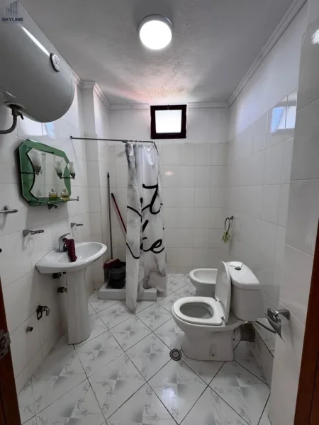 Tirane, shitet apartament 2+1 Kati 4, 96 m² 129.000 € (Fresk)