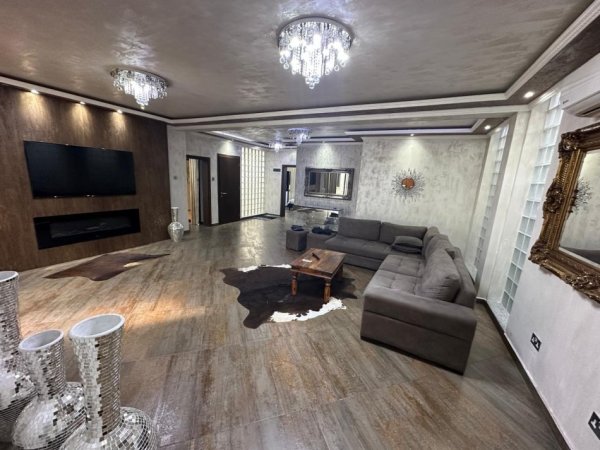Tirane, jepet me qera apartament 3+1 Kati 1, 150 m² 1.000 € (Inxhinieria e Ndertimit)