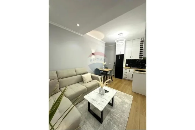 Tirane, shitet apartament 1+1 , 43 m² 121.000 € (Liqeni i Thate)