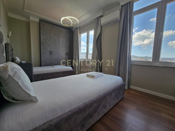 Tirane, shitet apartament 2+1+Aneks+Ballkon Kati 7, 106 m² 320.000 € (Stadiumi Dinamo)