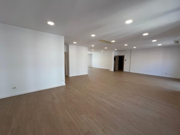 ede9906e-7fa1-4b09-a344-3865a7e5fba4.jpg