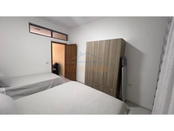 Tirane, jepet me qera apartament 2+1 Kati 1, 72 m² 600 € 