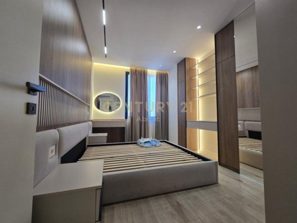 Tirane, shitet apartament 2+1 Kati 5, 86 m² 250.000 € (21Dhjetori)