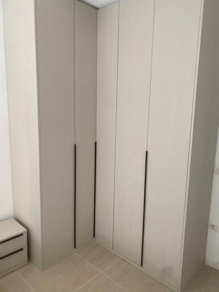 Jepet me Qera Apartament 2+1 Afer Pazarit të Ri, 700 €uro