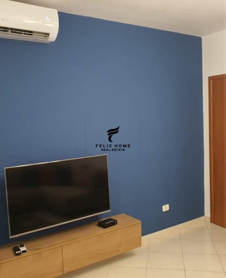 Tirane, jepet me qera apartament 1+1 Kati 3, 76 m² 600 € (KODRA E DIELLIT)