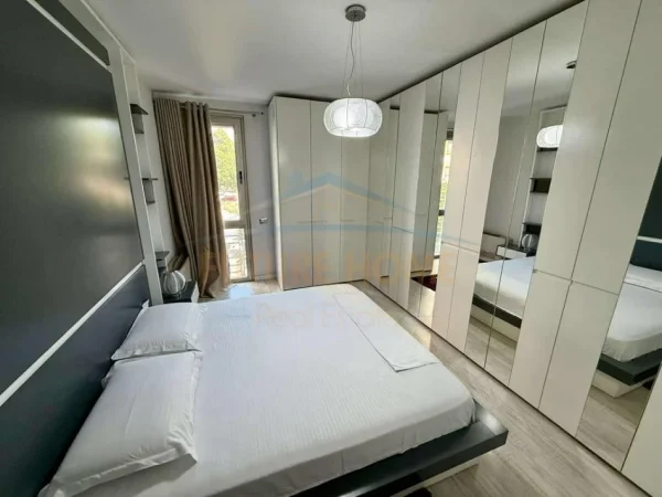 Tirane, jepet me qera apartament 2+1 Kati 2, 82 m² 1.500 € (Liqeni Artificial , Kompleksi Nobis)