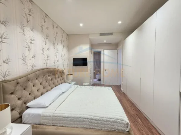 Tirane, shitet apartament 3+1 Kati 8, 202 m² 750.000 € (Kompleksi Delijorgji)