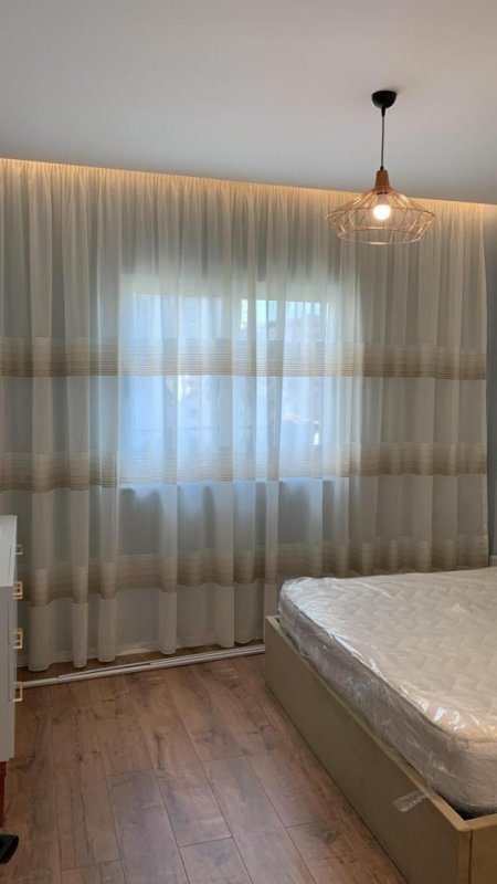 Tirane, jepet me qera apartament 2+1+Ballkon Kati 3, 70 m² 600 € (Don Bosko)
