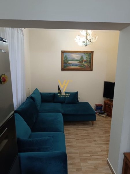 Tirane, jepet me qera apartament 2+1+Ballkon Kati 1, 74 m² 500 € (RRUGA DRITAN HOXHA)